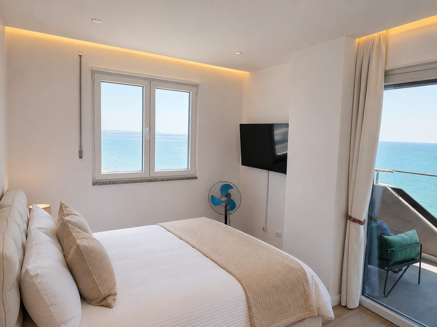 Prime 2 Bedroom Seafront Apartment - Shengjin