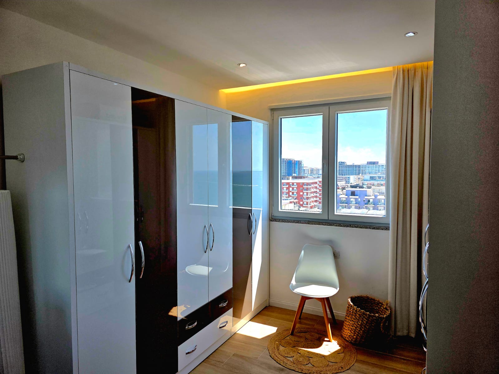 Prime 2 Bedroom Seafront Apartment - Shengjin