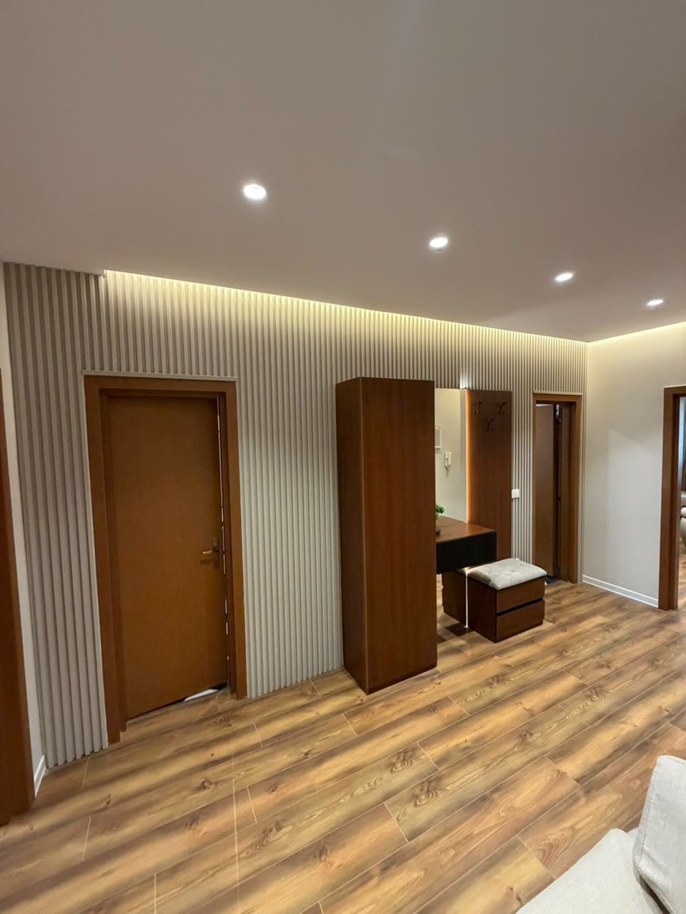 Furnished 2 Bedroom Apartment - Tirana