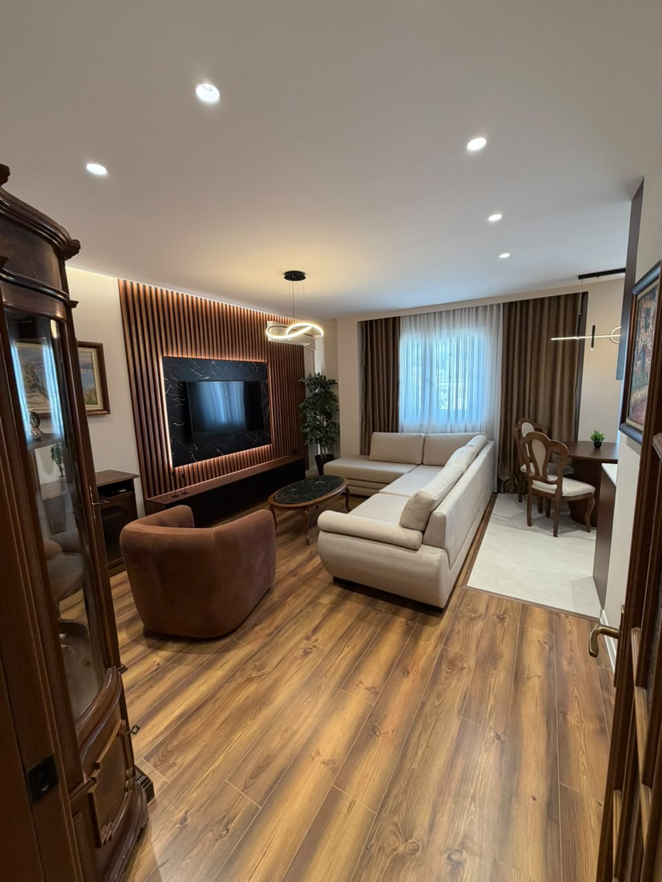 Furnished 2 Bedroom Apartment - Tirana
