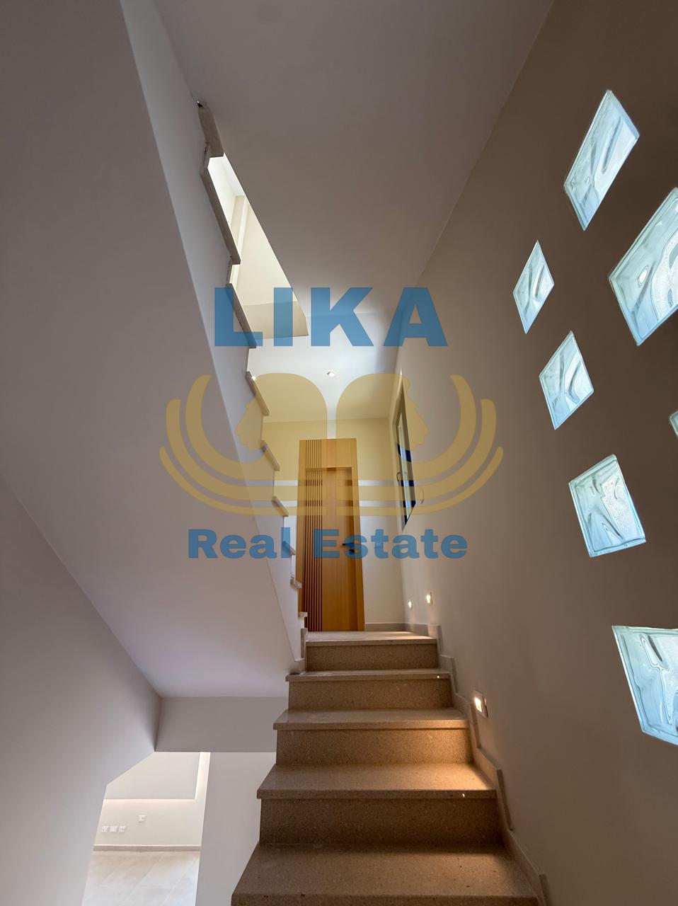 Vila Luksoze në Shitje në Spille (19/20)