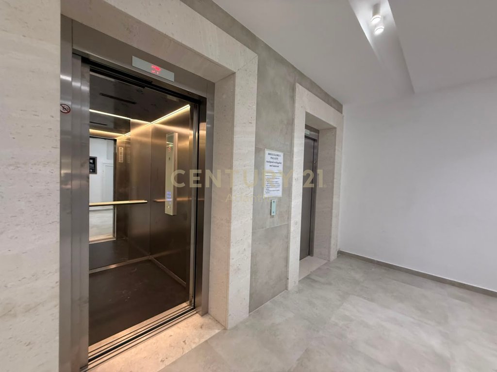Apartament 1+1 ne Shitje, Pranë Grand Blue Fafa – Golem, Durrës (20/20)