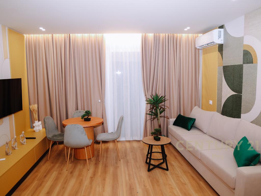 Penthouse open on 4 apartments with view and luxurious furnishings (9/18)