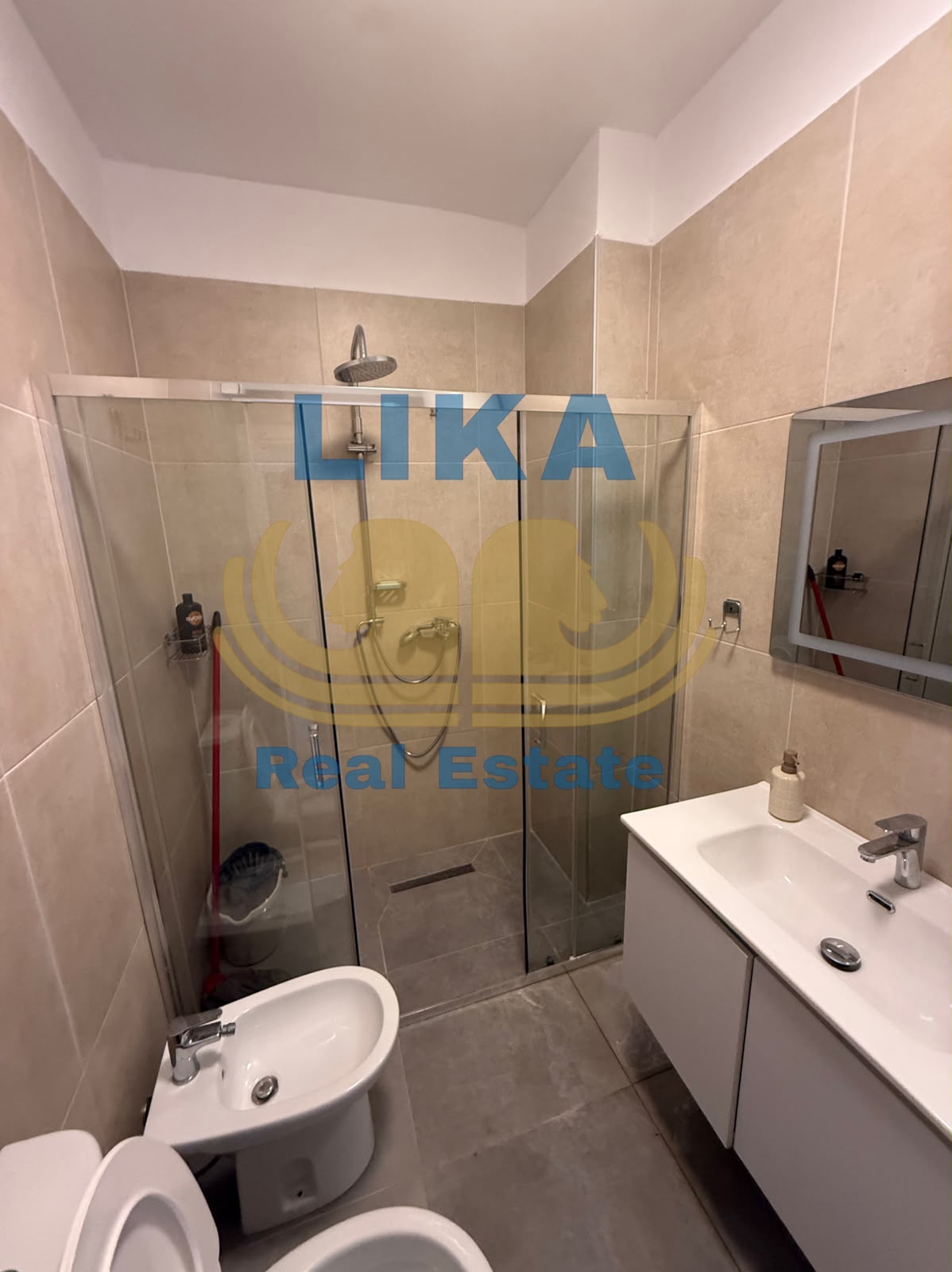 Apartament në Shitje – 96,000€ (10/10)