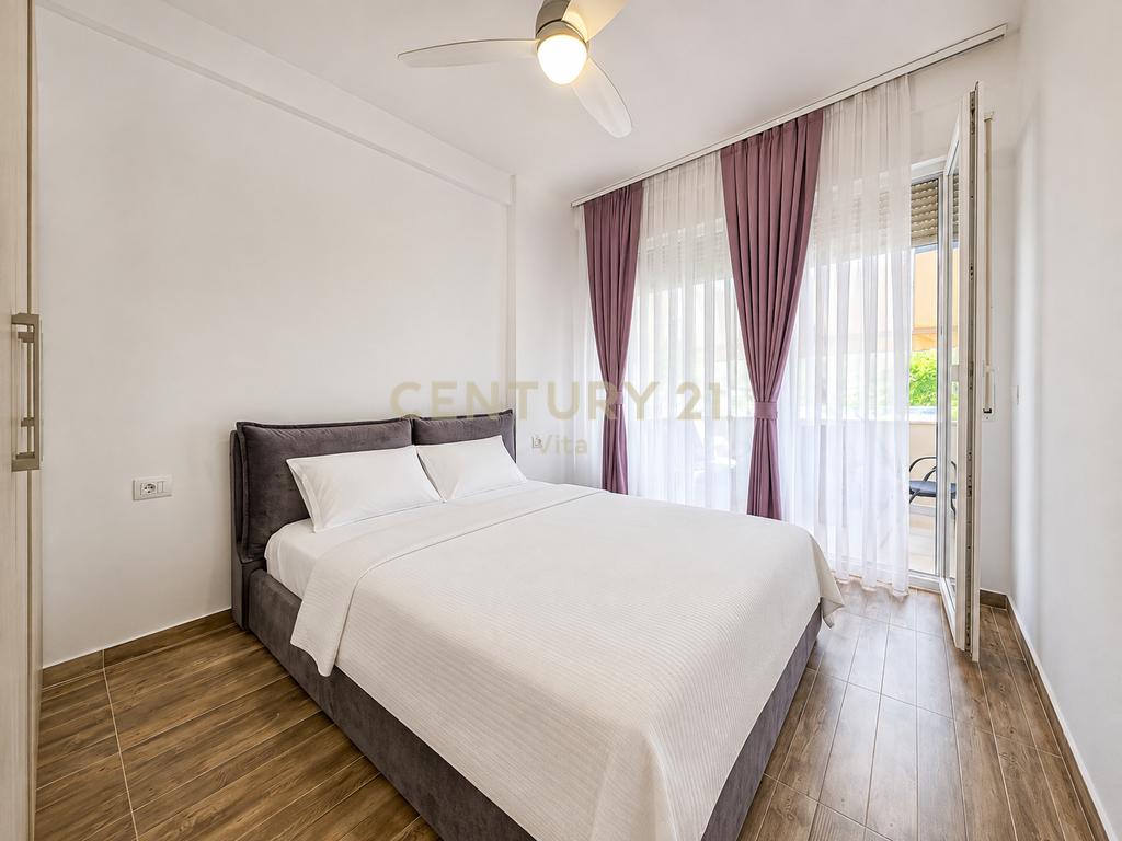 Ekskluzive. Shitet Apartament 2+1 ne Gjirin e Lalezit Lura 3 (2/10)