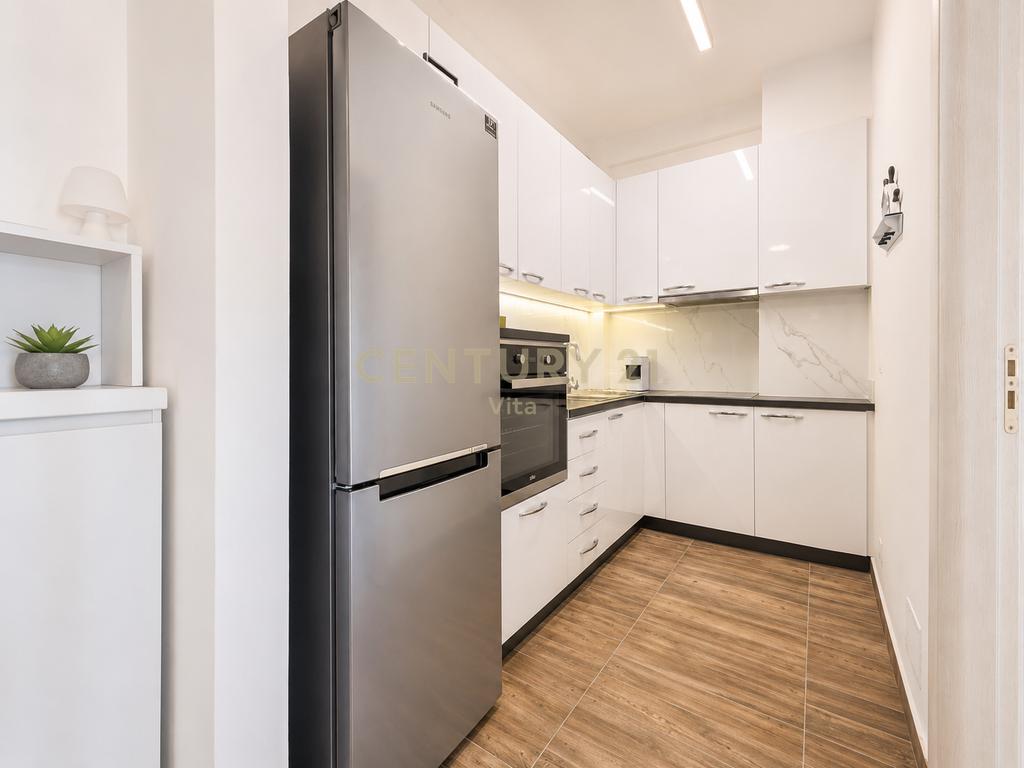 Ekskluzive. Shitet Apartament 2+1 ne Gjirin e Lalezit Lura 3 (6/10)