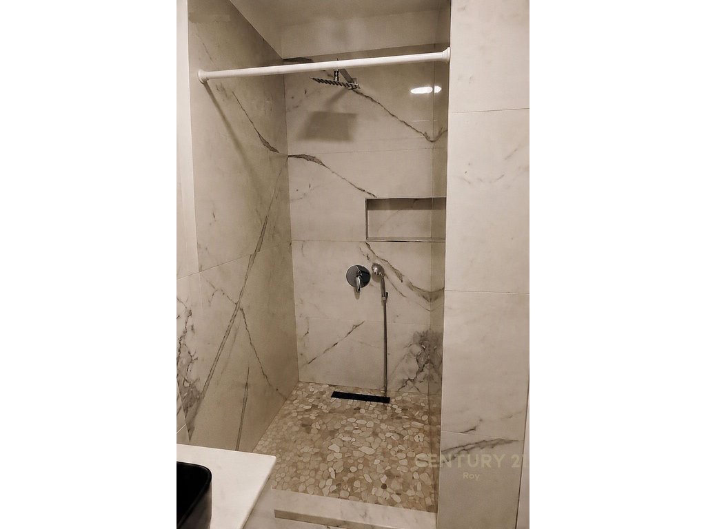 Shitet Apartament 2+1 Tek Grand Blue Fafa – Shkëmbi i Kavajës, Durrës (13/16)