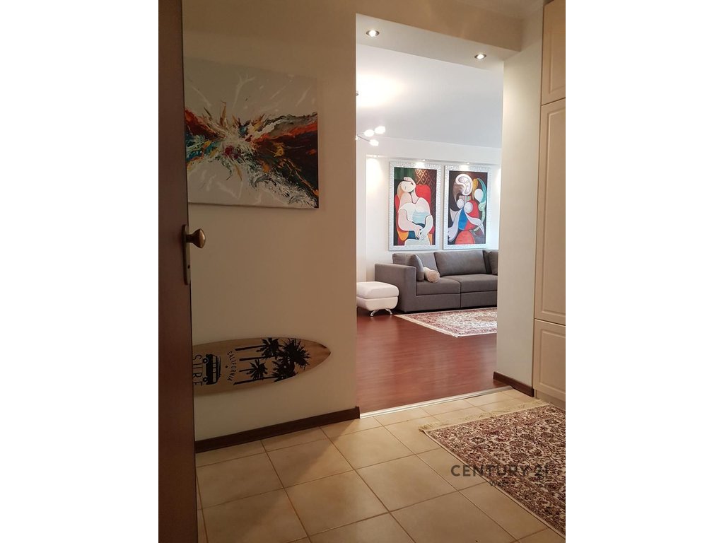 Shitet Apartament Premium 2+1+2 te Vollga, Durrës – Pamje Panoramike nga Deti (4/8)