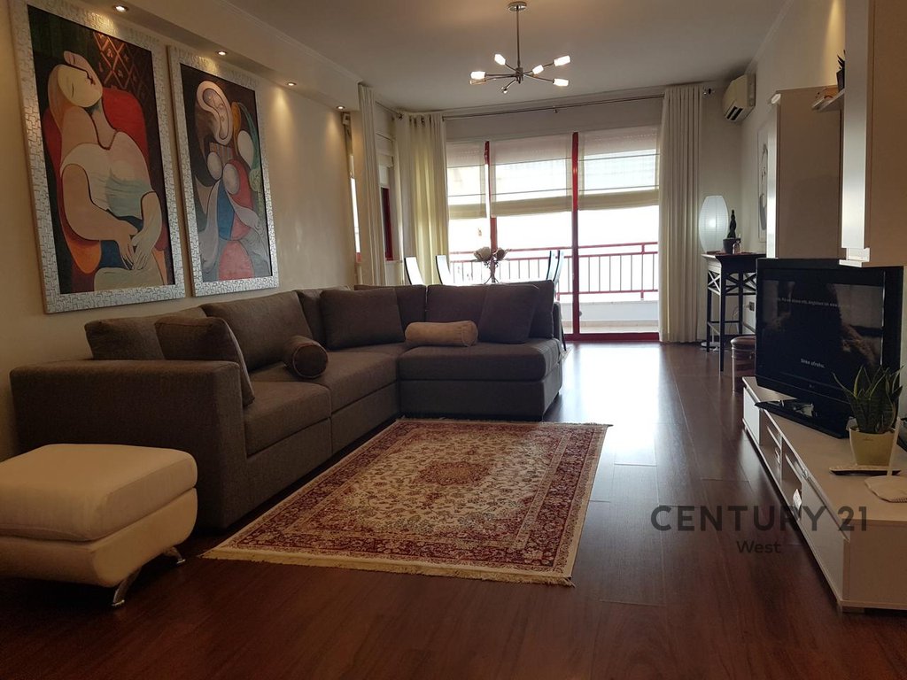 Shitet Apartament Premium 2+1+2 te Vollga, Durrës – Pamje Panoramike nga Deti (2/8)
