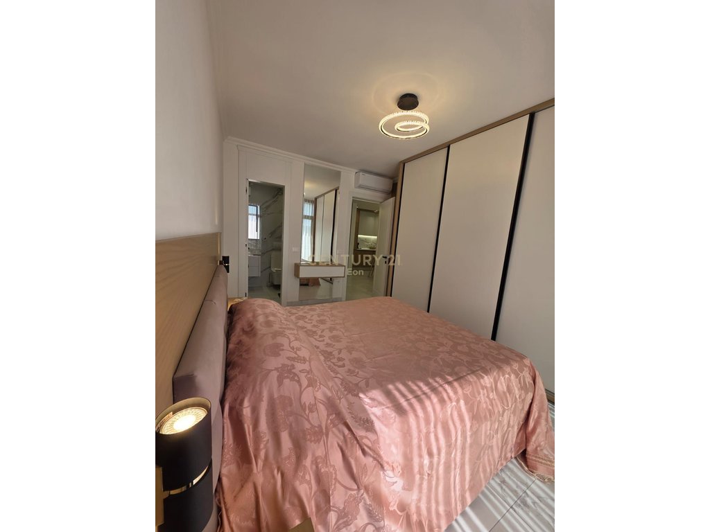 Apartament 2+1+2 dhe 3 Ballkone për Shitje në Shkëmbin e Kavajës, Durrës (13/16)