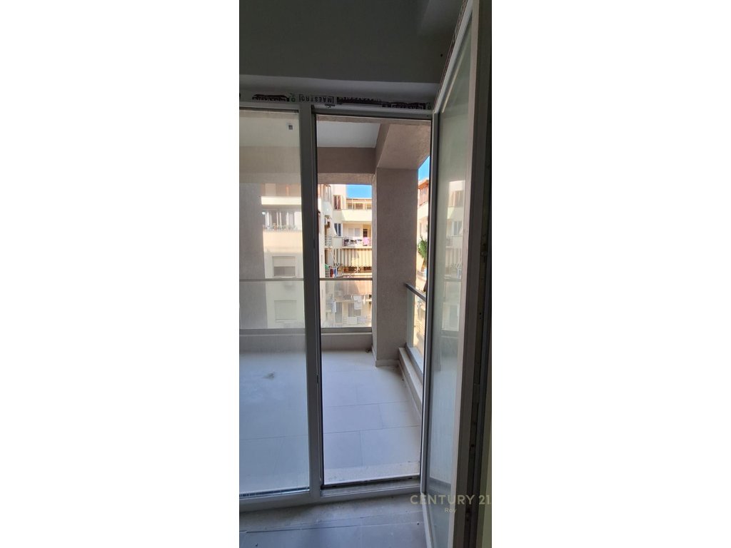 Apartament 2+1 në shitje në Golem, Durrës - 115,840€ | 79.89 m² (2/6)