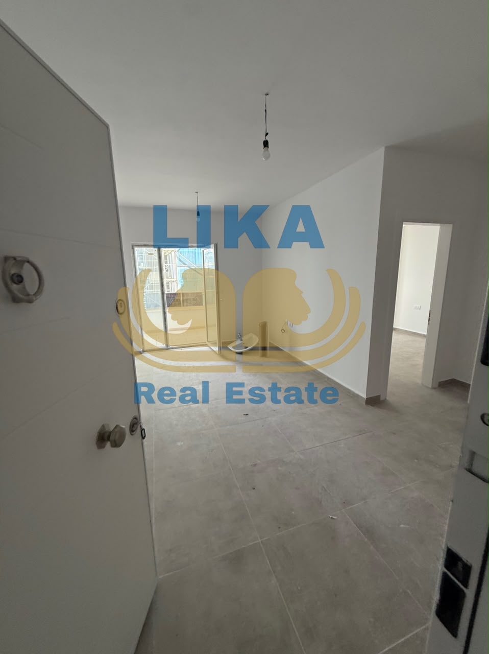 2 Apartamente 1+1 në Shitje – Golem