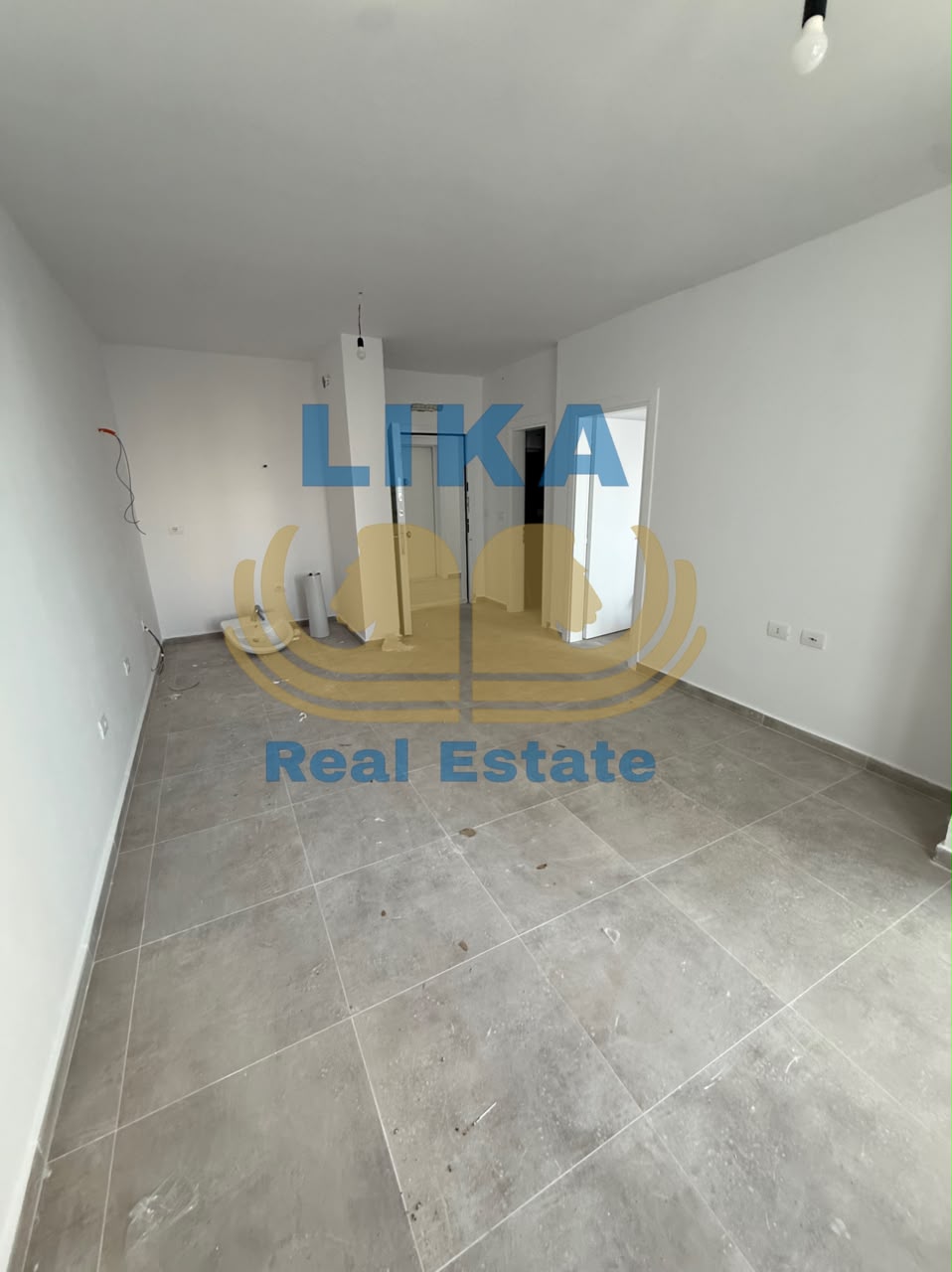 2 Apartamente 1+1 në Shitje – Golem