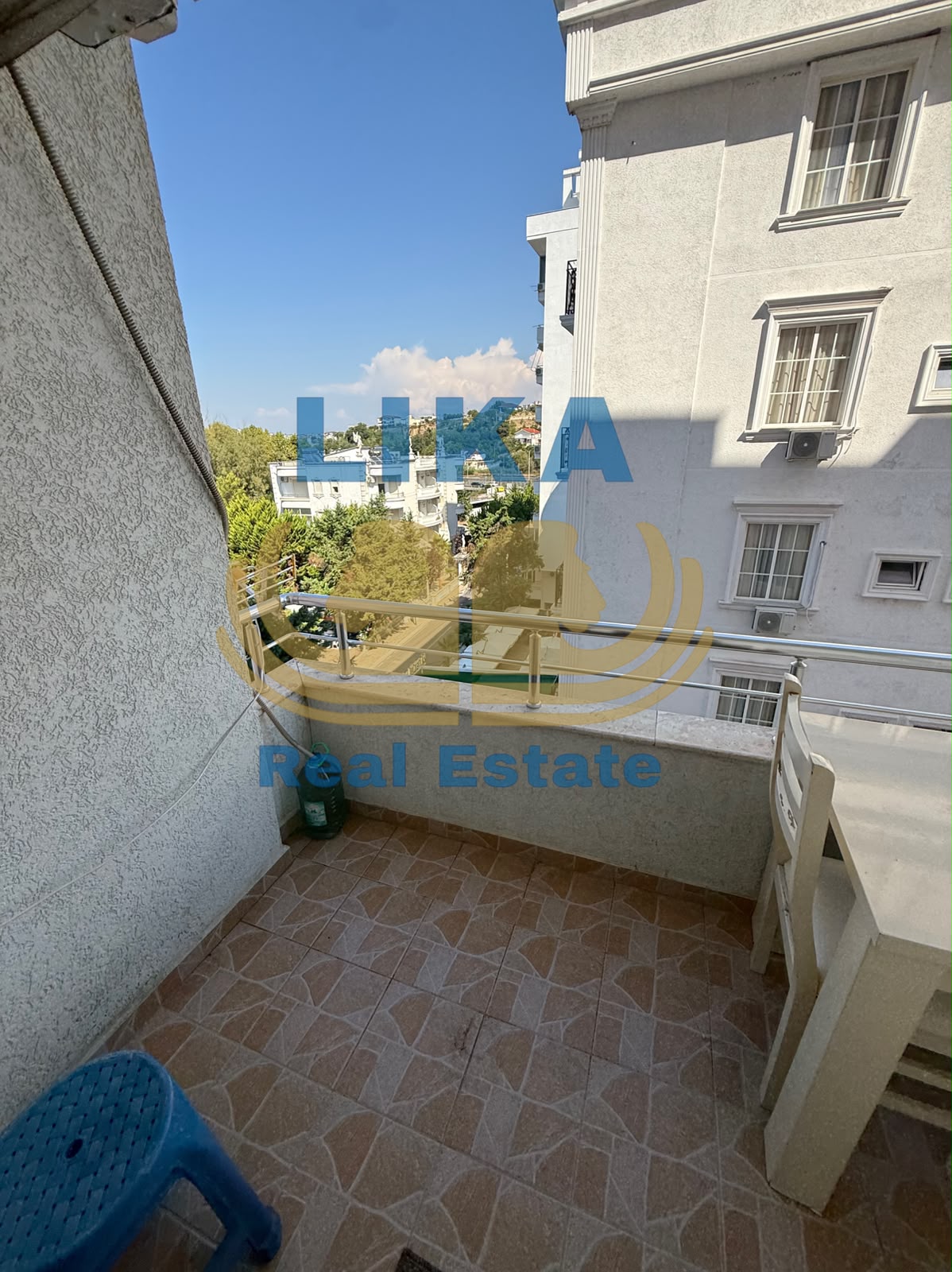1+1 Apartment for Sale – Shkëmbi i Kavajës (8/9)