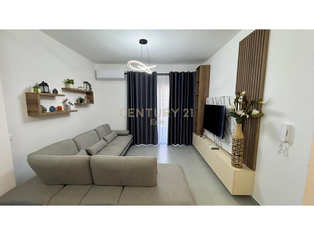 Apartment 1+1 for Sale near the Sea, New Furniture (2/18)