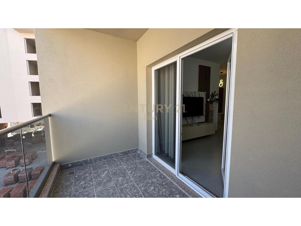 Apartment 1+1 for Sale near the Sea, New Furniture (8/18)