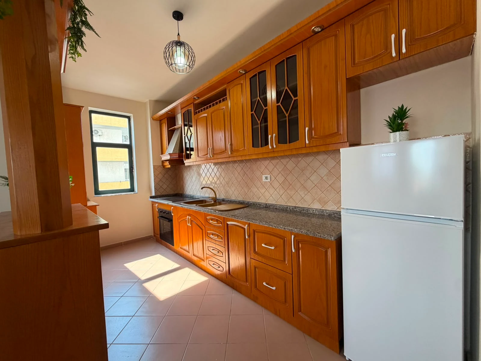 Apartment 2+1 + 2 Bathrooms for Sale | Rrota e Kuqe, Beach, Durrës (2/8)