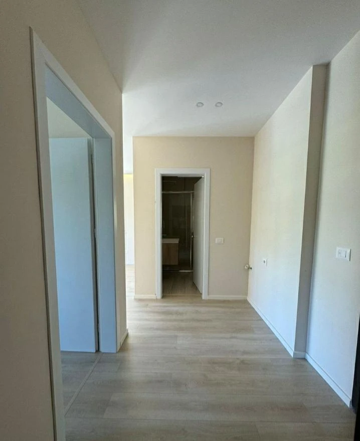 Apartment 1+1 with veranda for sale | Shkëmbi i Kavajës, Durrës (6/8)