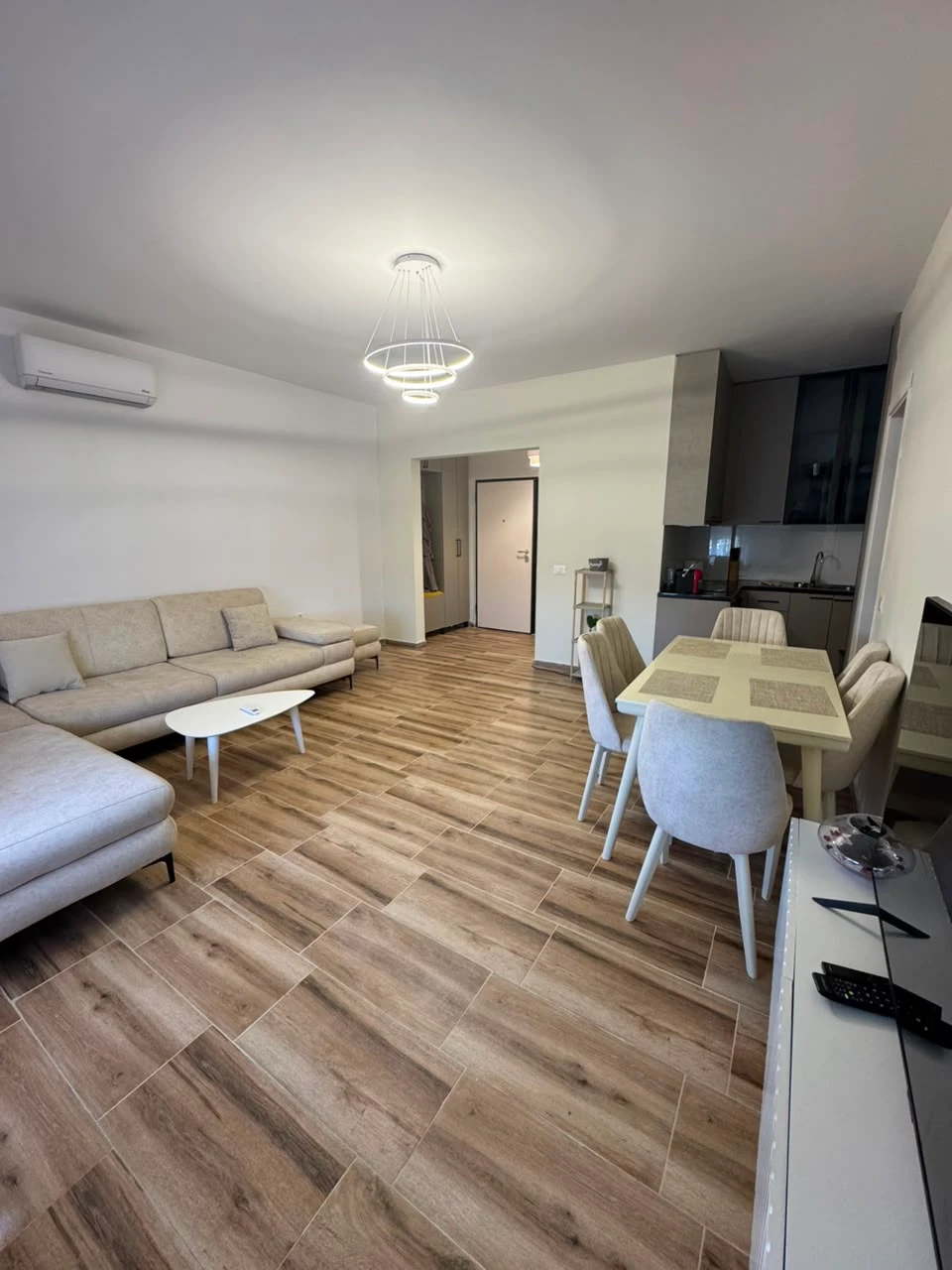 Apartment 1+1 for Sale | Golem, Near Pishat e Buta, Durrës (2/8)