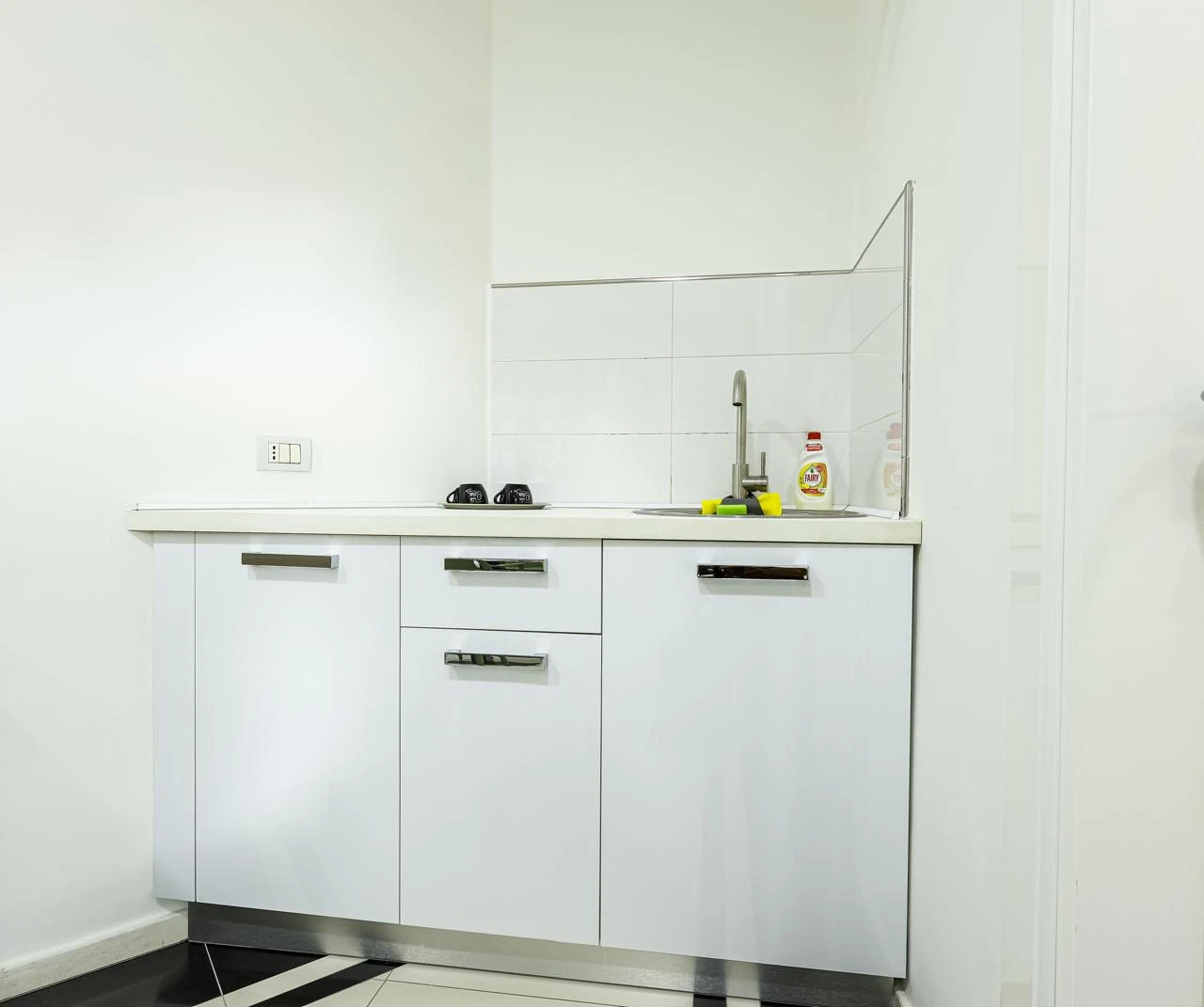 Studio Apartment for Sale | Boulevard, Durrës (13/15)