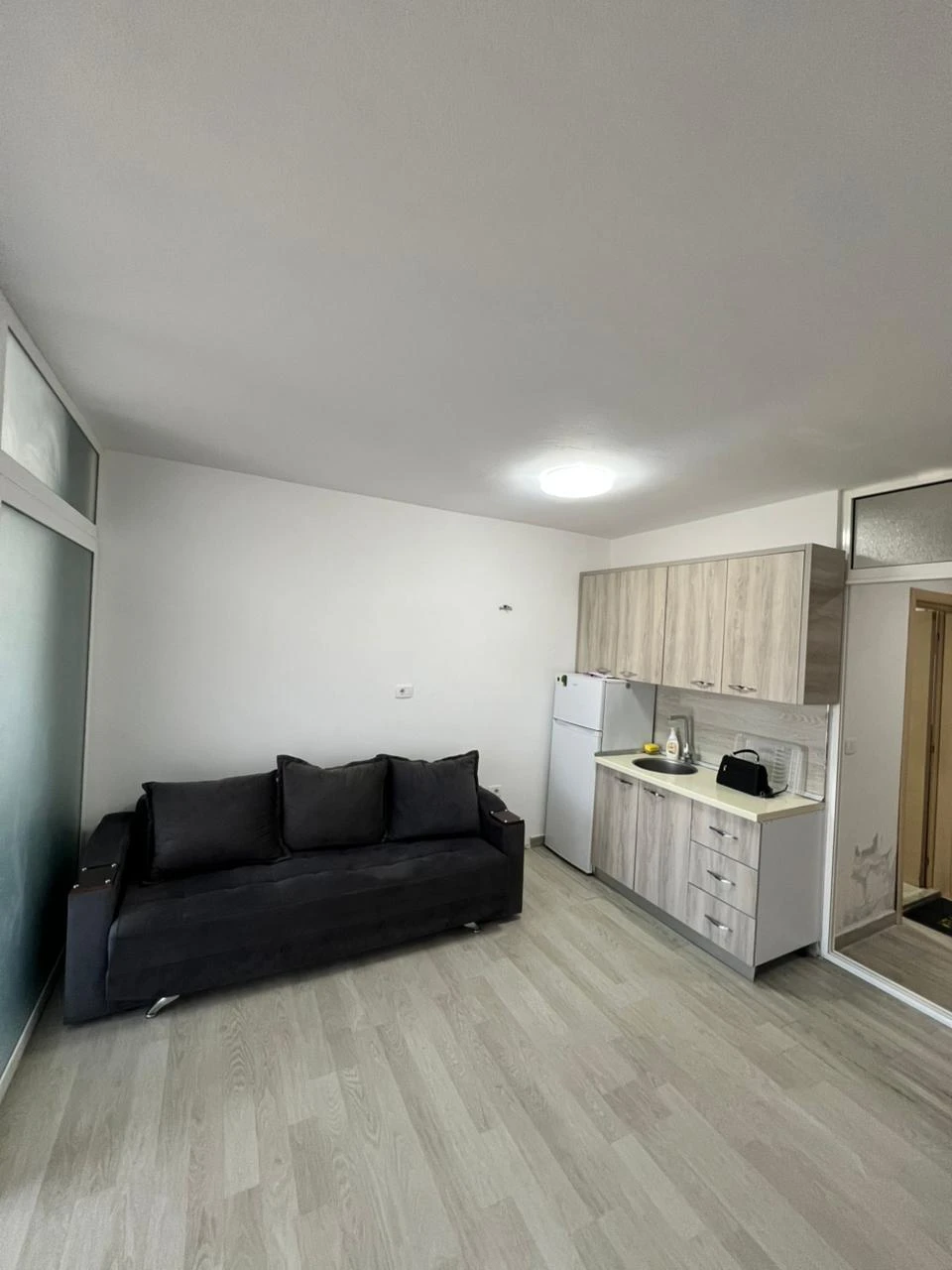 Studio Apartment for Sale Organized as 1+1 | Shkëmbi i Kavajës, Durrës (8/10)