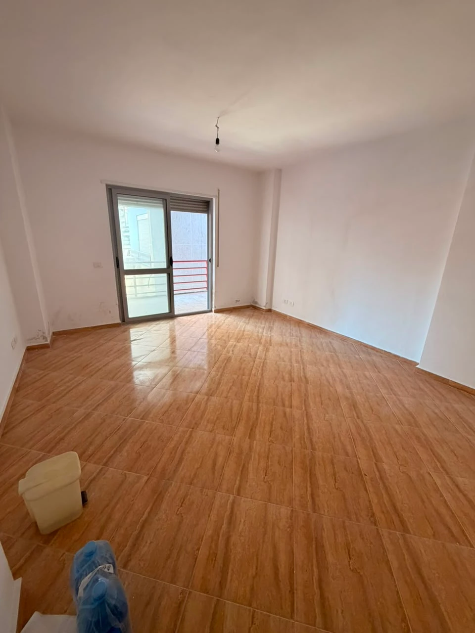 Apartment 1+1 for Sale | Plazh Hekurudha, Durrës (2/6)