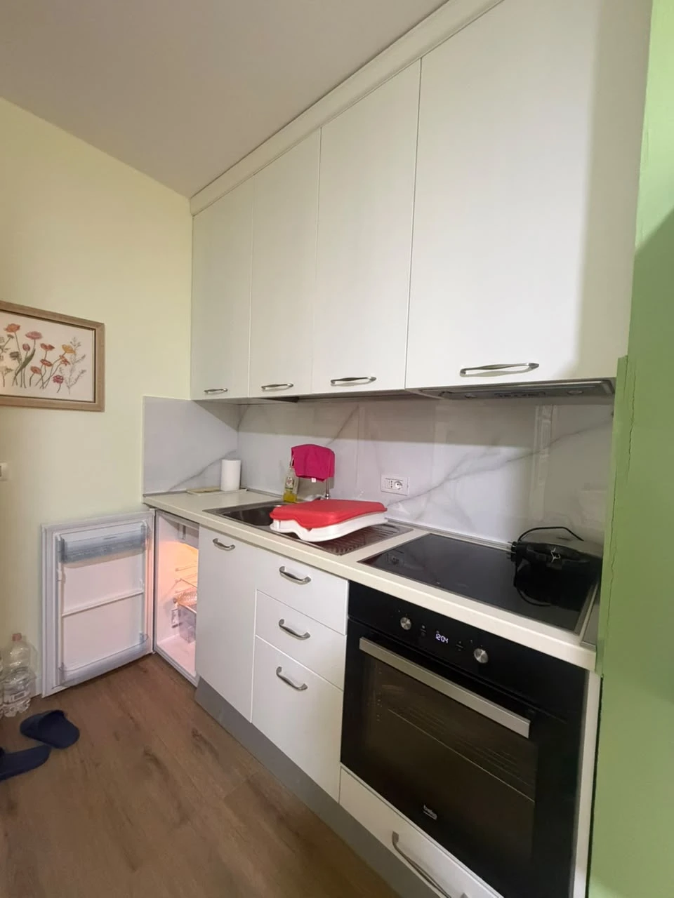 Shitet Apartament 1+1+Post Parkimi ne Golem (5/14)