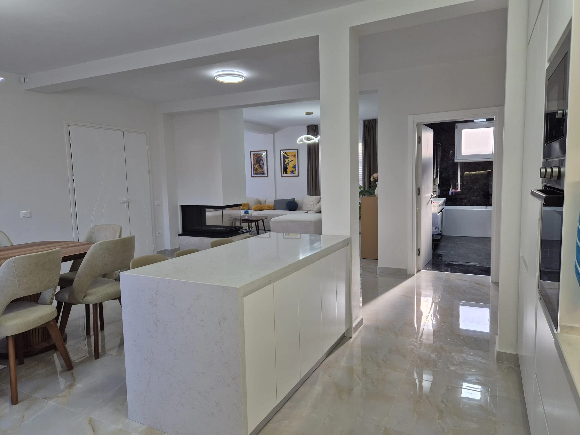 Private Villa with Pool for Sale in Qerret (4/20)