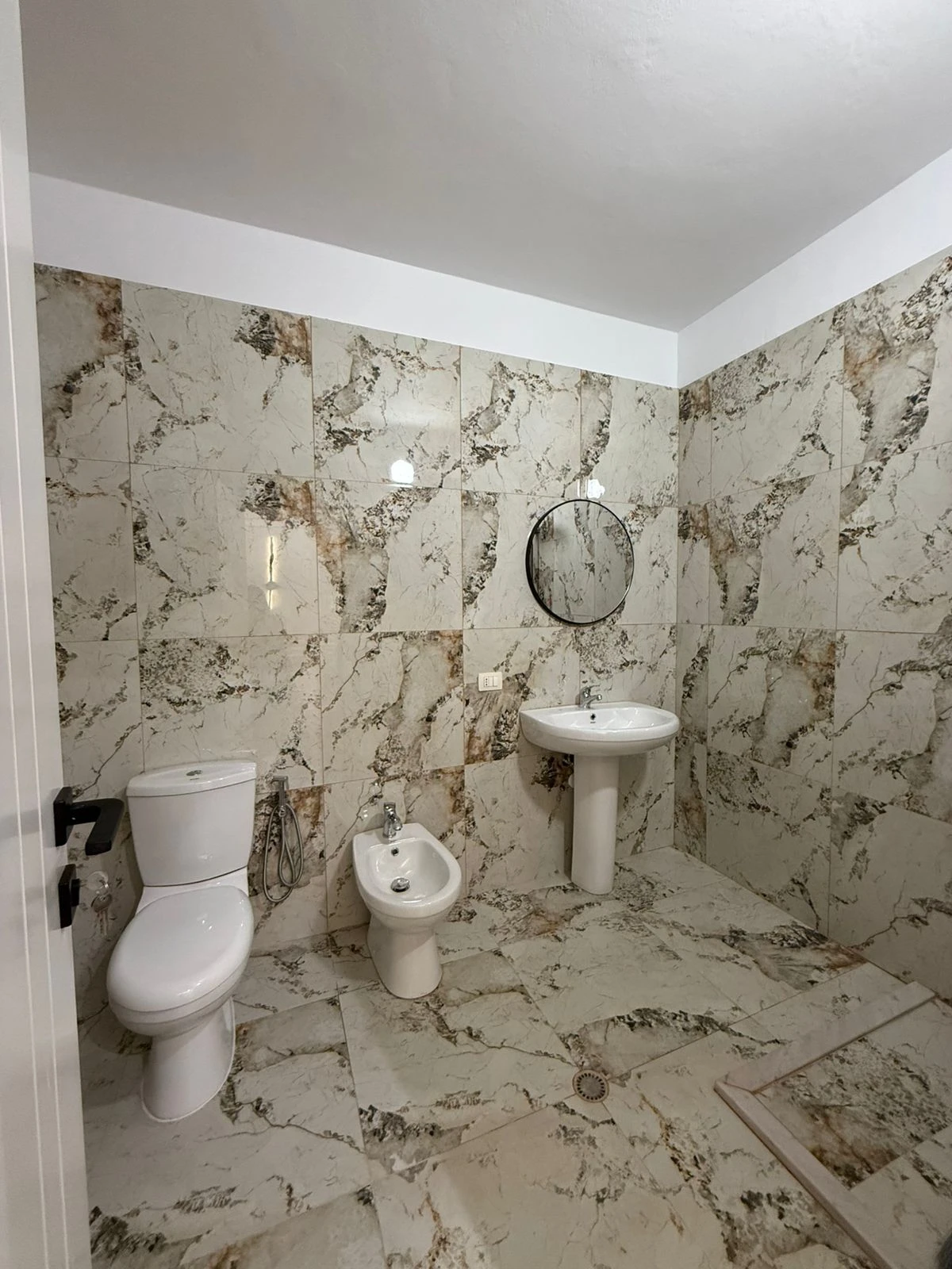 Apartment 1+1 for Sale at Old District Neighborhood 6 Durres (8/11)