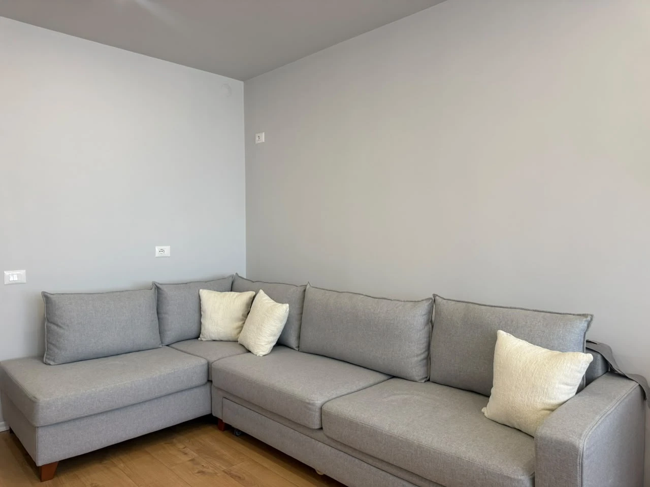 Exclusive. Selling 1+1 Invested Apartment, near Durres Municipality (3/15)