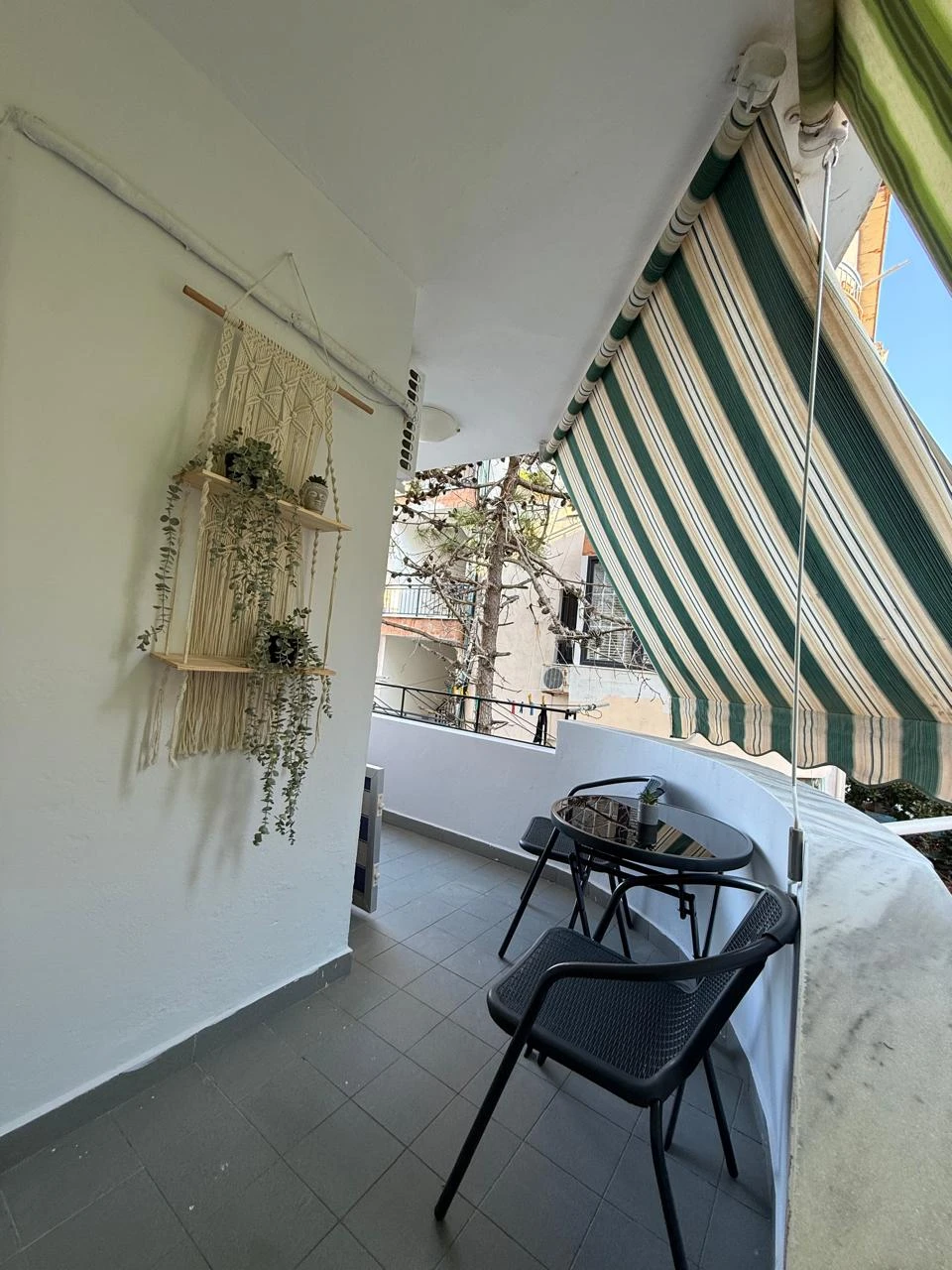 Apartment 1+1 for Sale at Kavajë'S Rock First Line with the Sea Sea View (14/14)