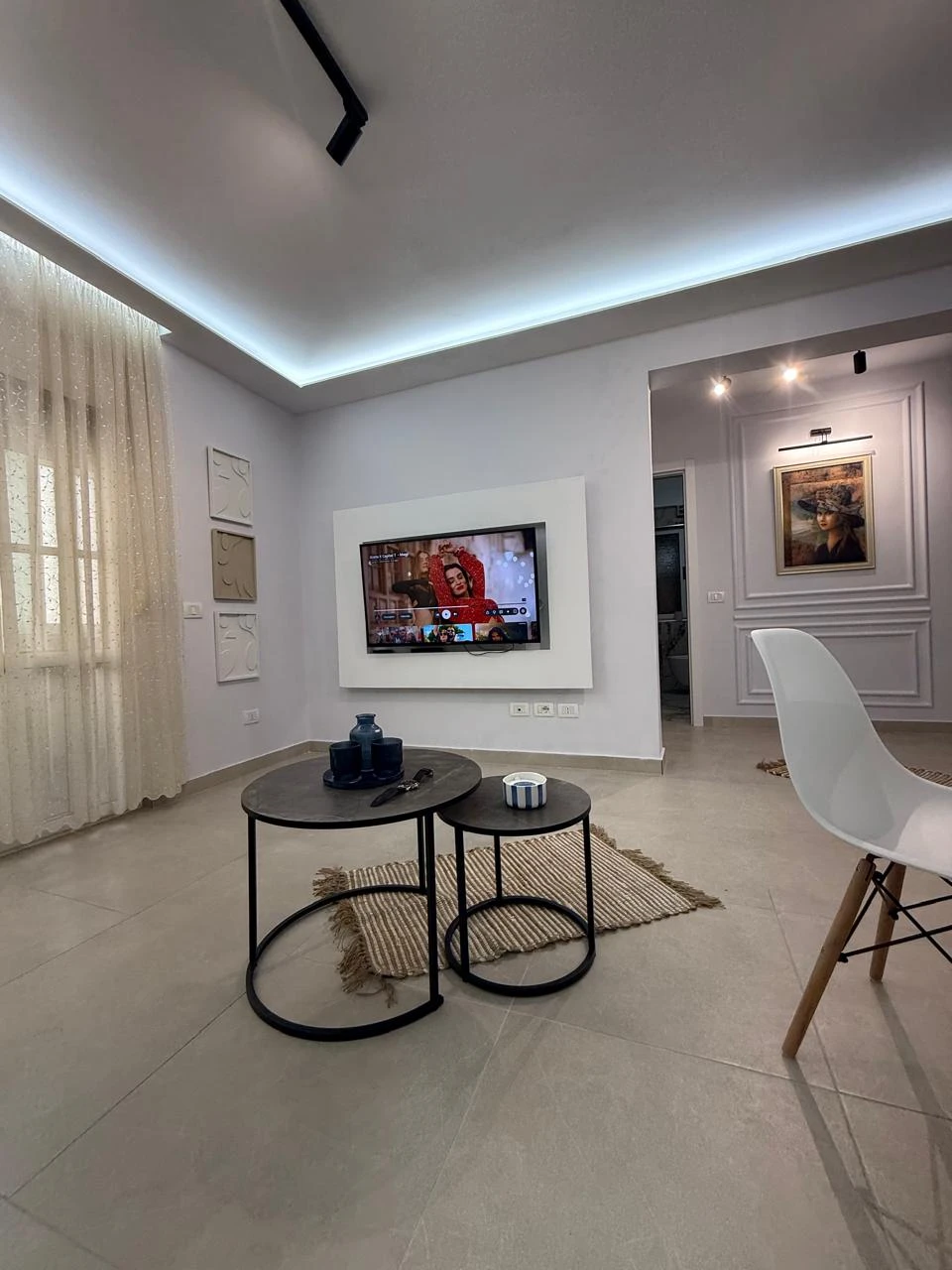 Apartment 1+1 for Sale at Kavajë'S Rock First Line with the Sea Sea View (6/14)