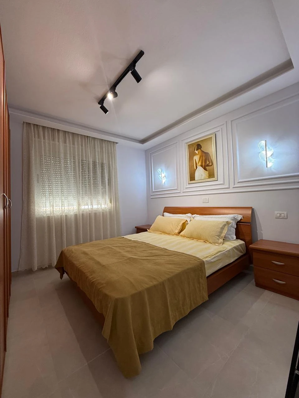 Apartment 1+1 for Sale at Kavajë'S Rock First Line with the Sea Sea View (9/14)