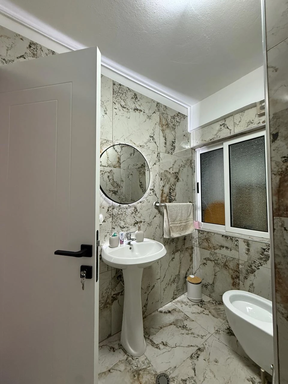 Apartment 1+1 for Sale at Kavajë'S Rock First Line with the Sea Sea View (10/14)