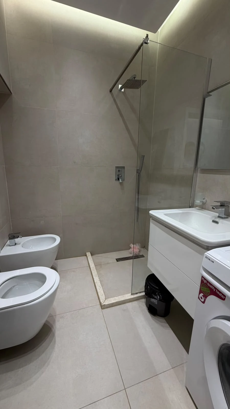 Shitet Apartament 1+1, i Mobiluar, Mali Robit (6/7)