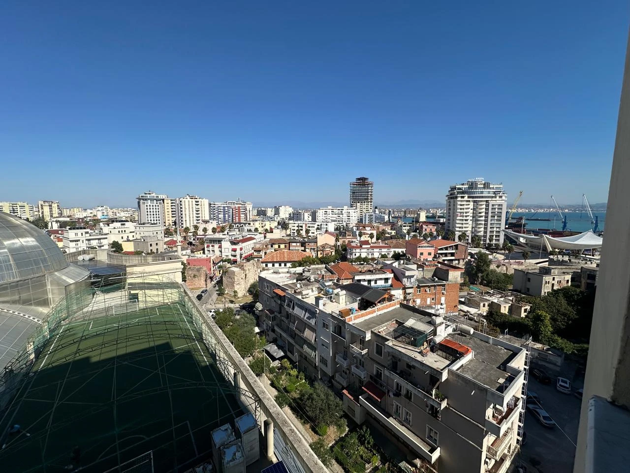 Shitet Apartament 1+1 ne Vollga (2/14)