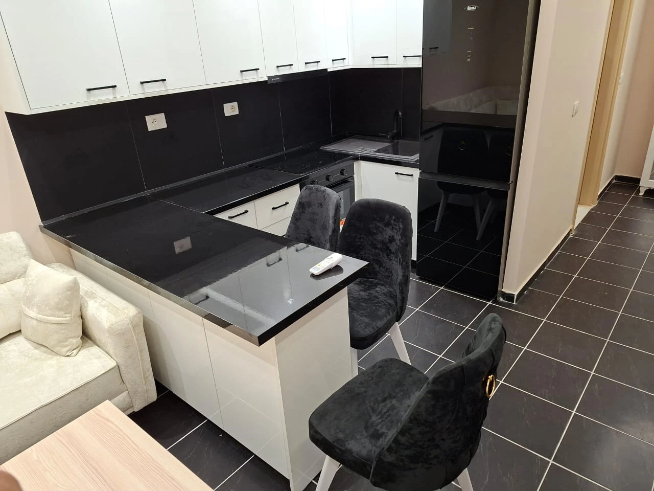 1+1 Apartment for Sale – Shkëmbi i Kavajës, Durres (10/11)