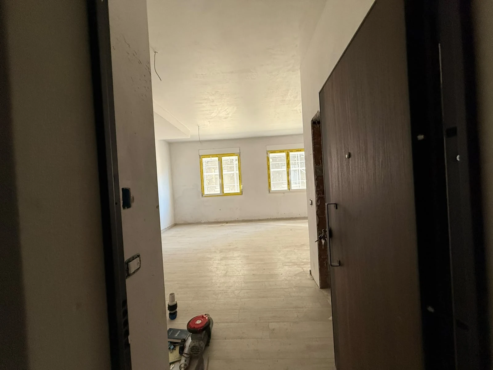 Studio Për Shitje me mundesi kthimi ne 1+1 te vogel,Golem (2/7)