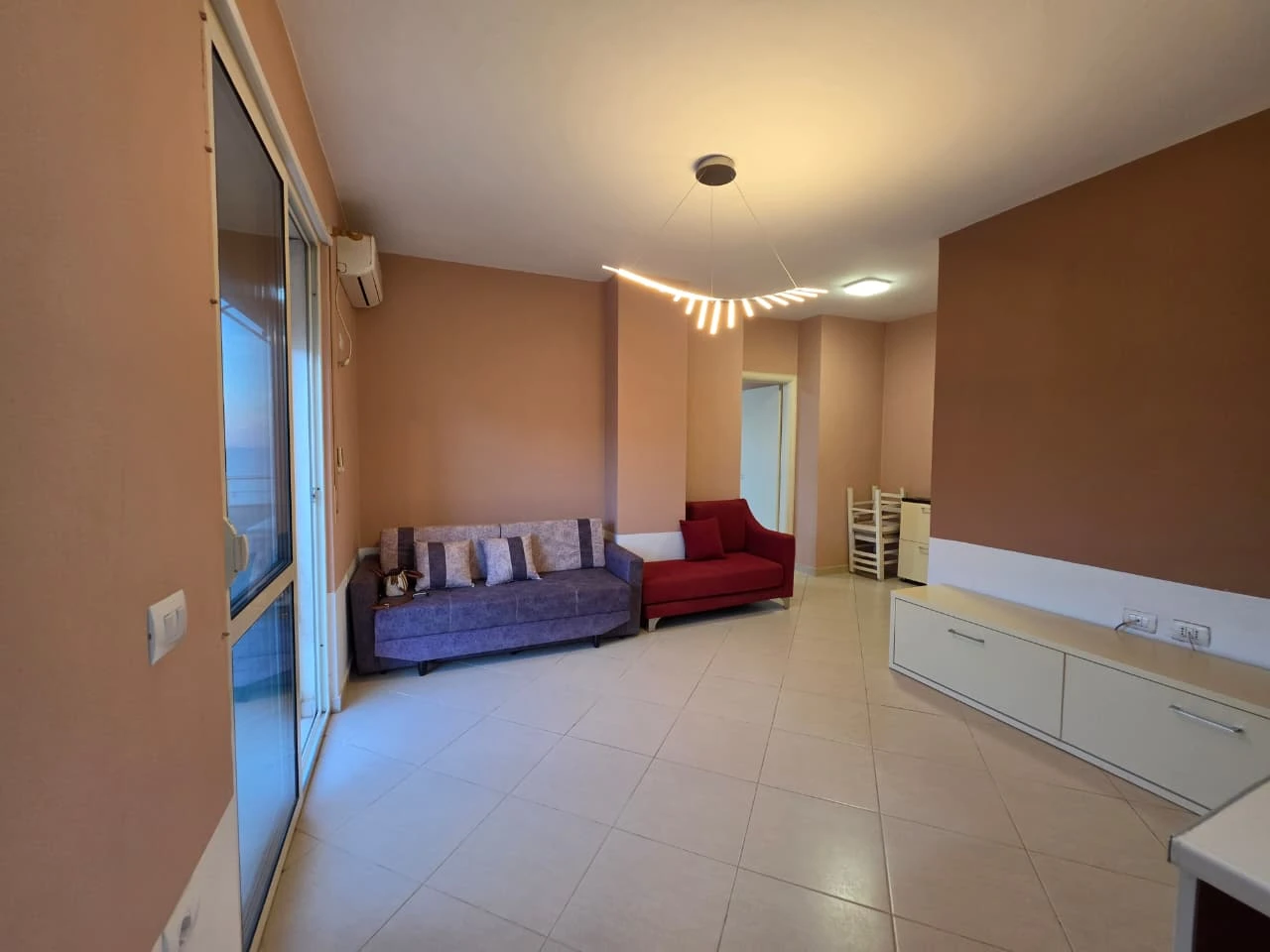 Apartament 1+1 me Pamje Deti për Shitje – Rrota e Kuqe, Plazh, Durrës (12/13)