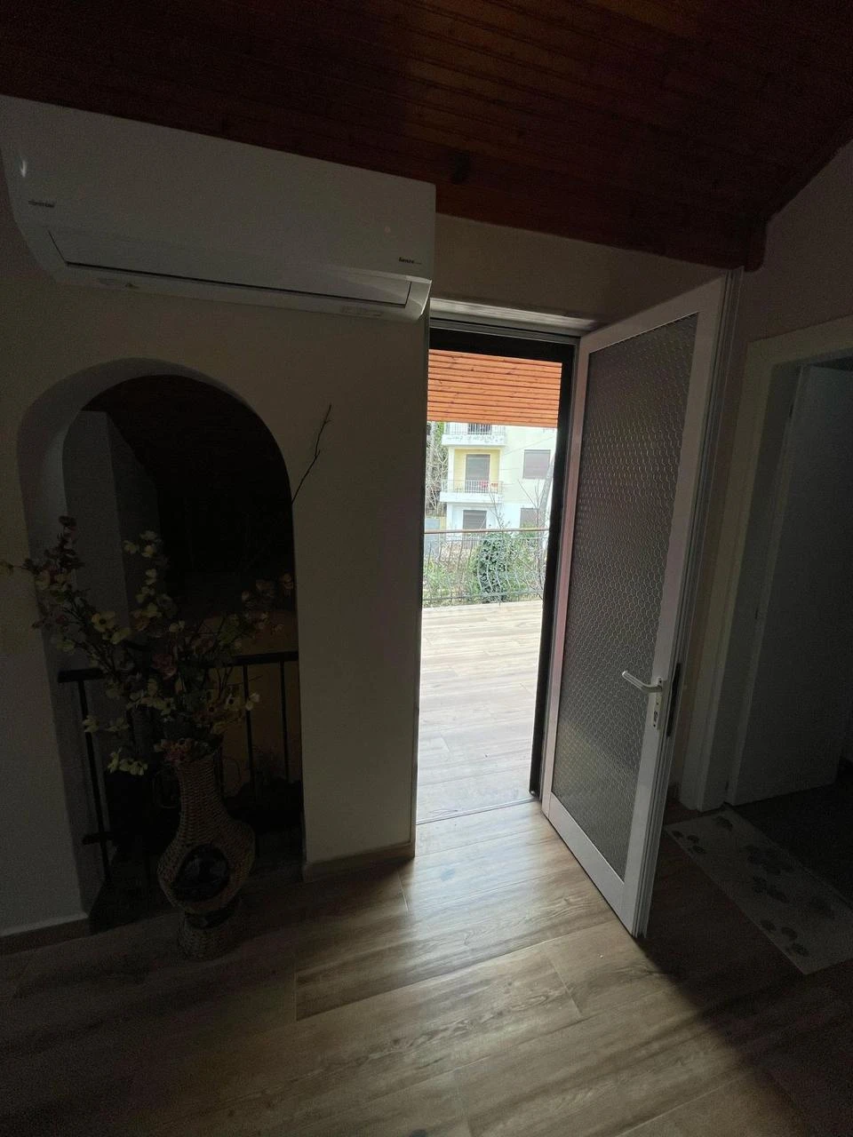 Villa 4+2 for Sale in Golem 150 Meters from the Sea (14/20)