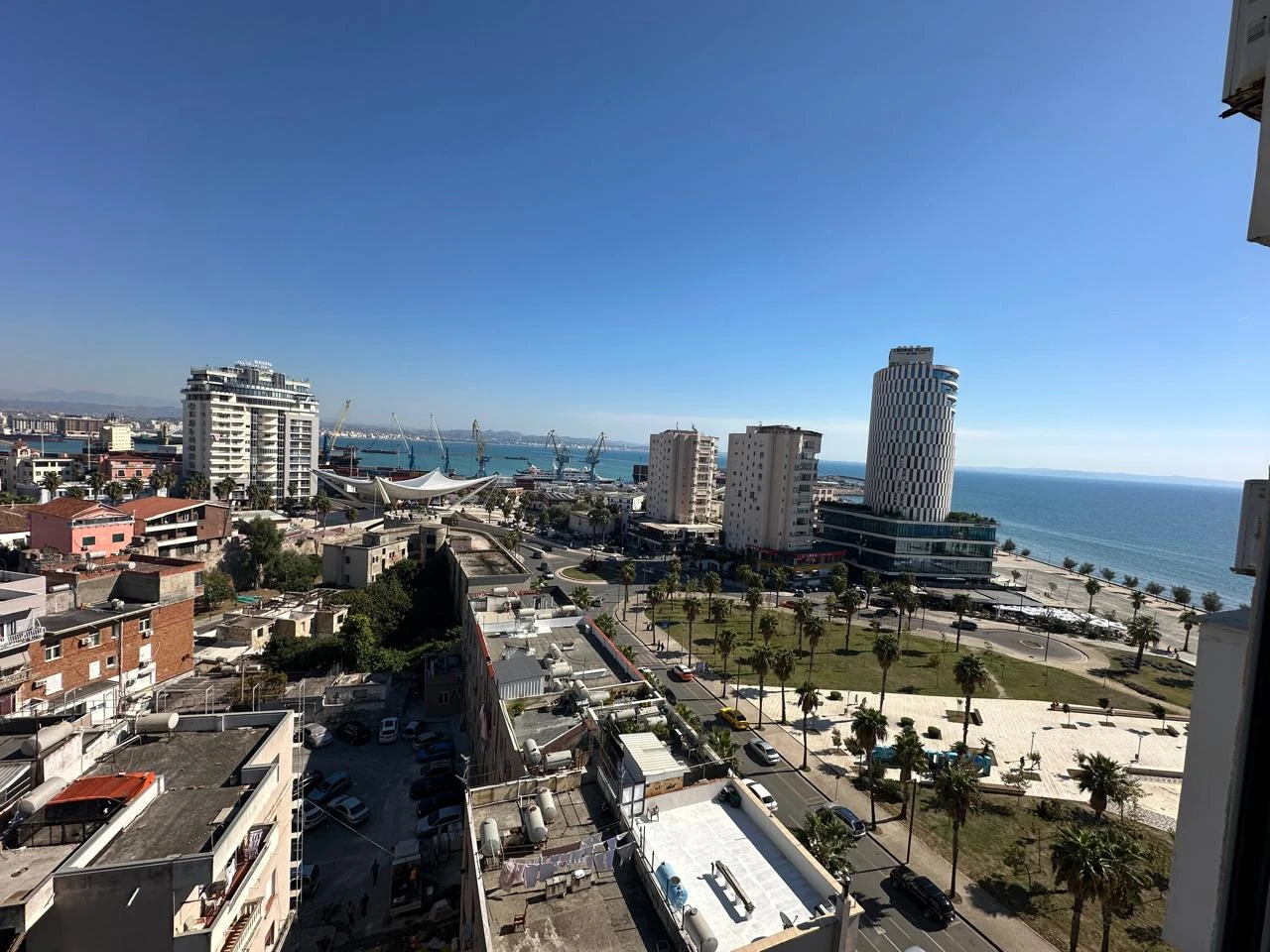 Shitet Apartament 1+1 ne Vollga