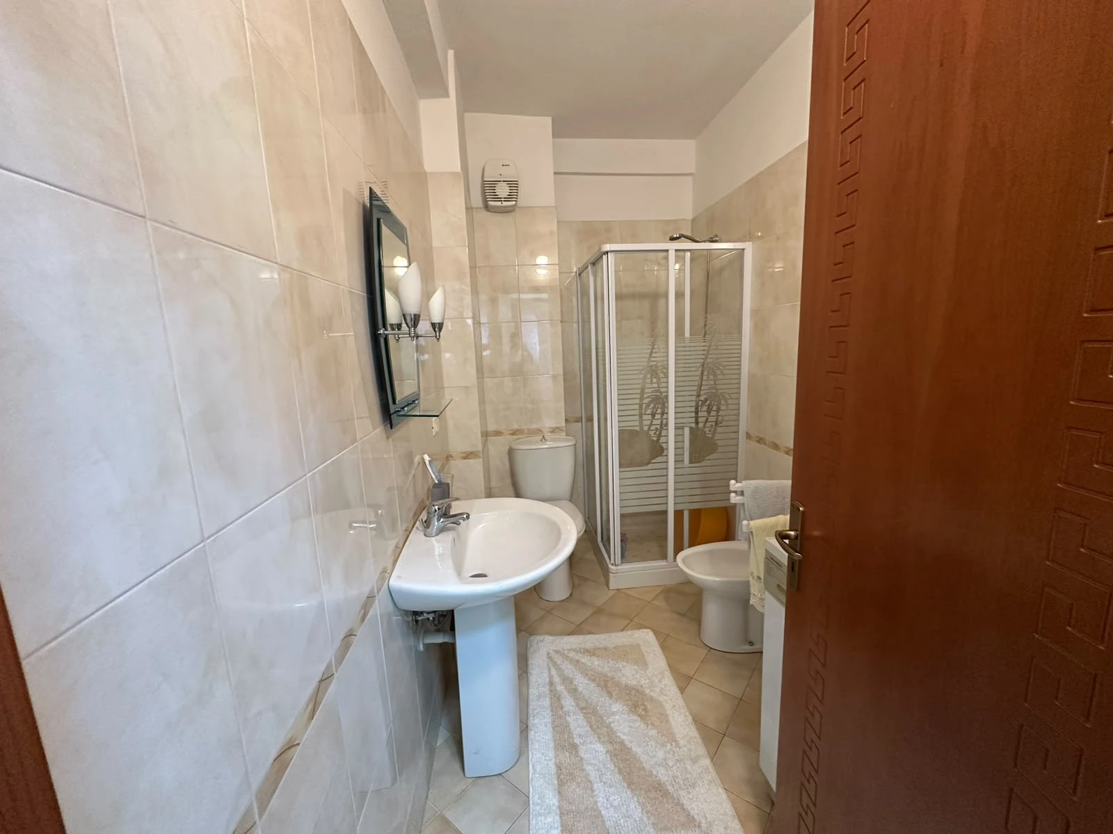 Shitet Apartament 1+1 ne Vollga (12/14)
