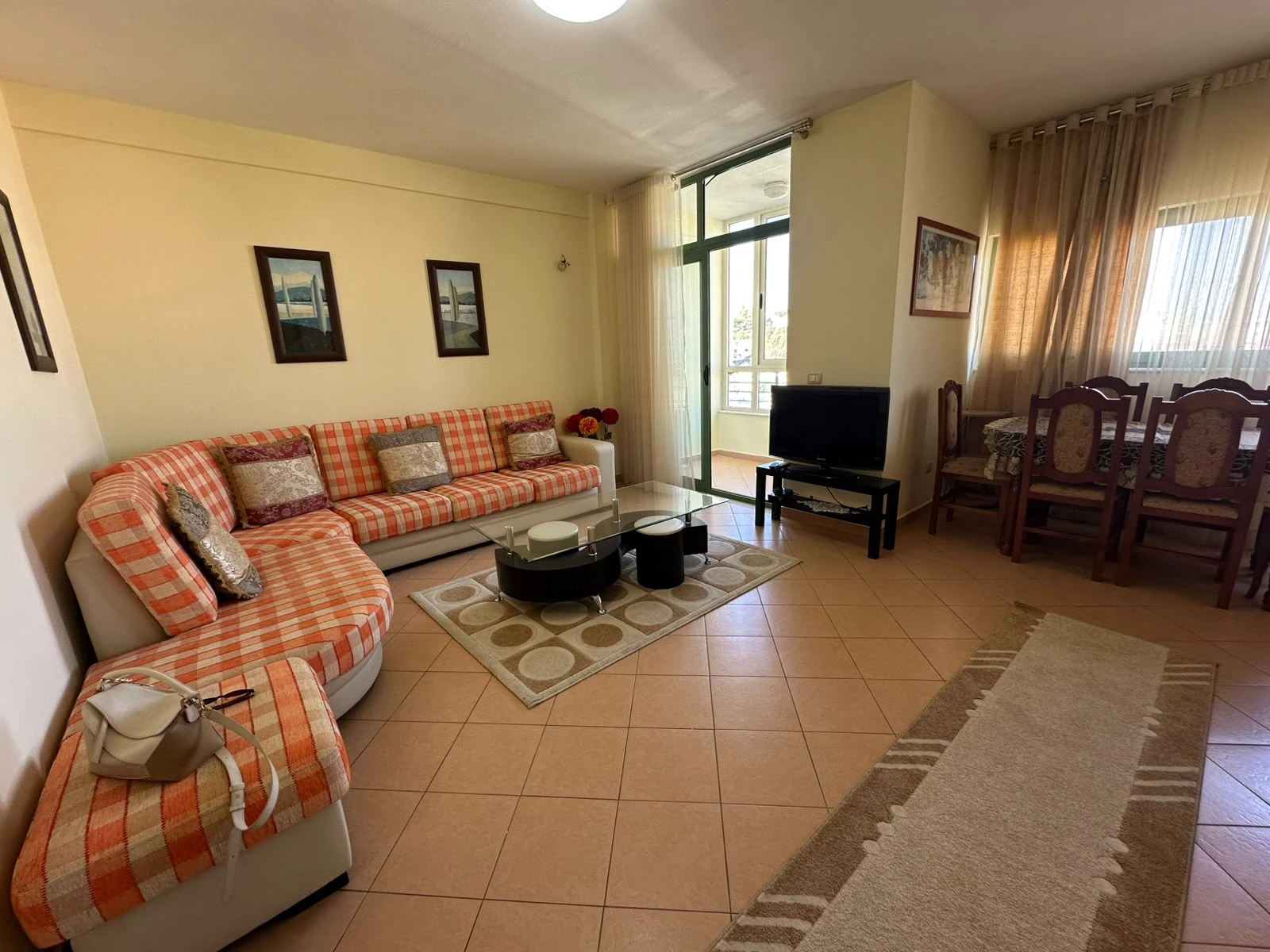 Shitet Apartament 1+1 ne Vollga (5/14)