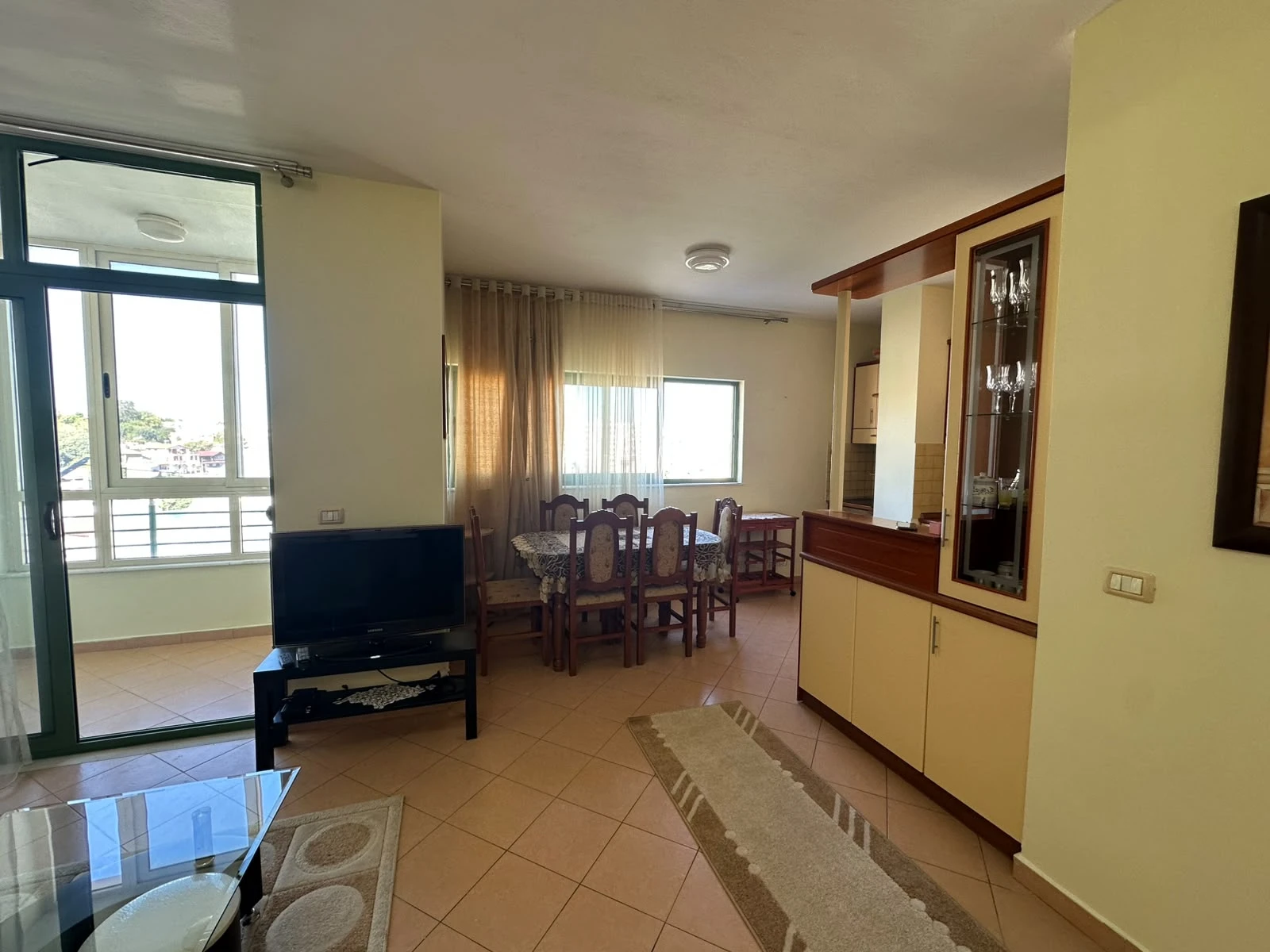 Shitet Apartament 1+1 ne Vollga (6/14)