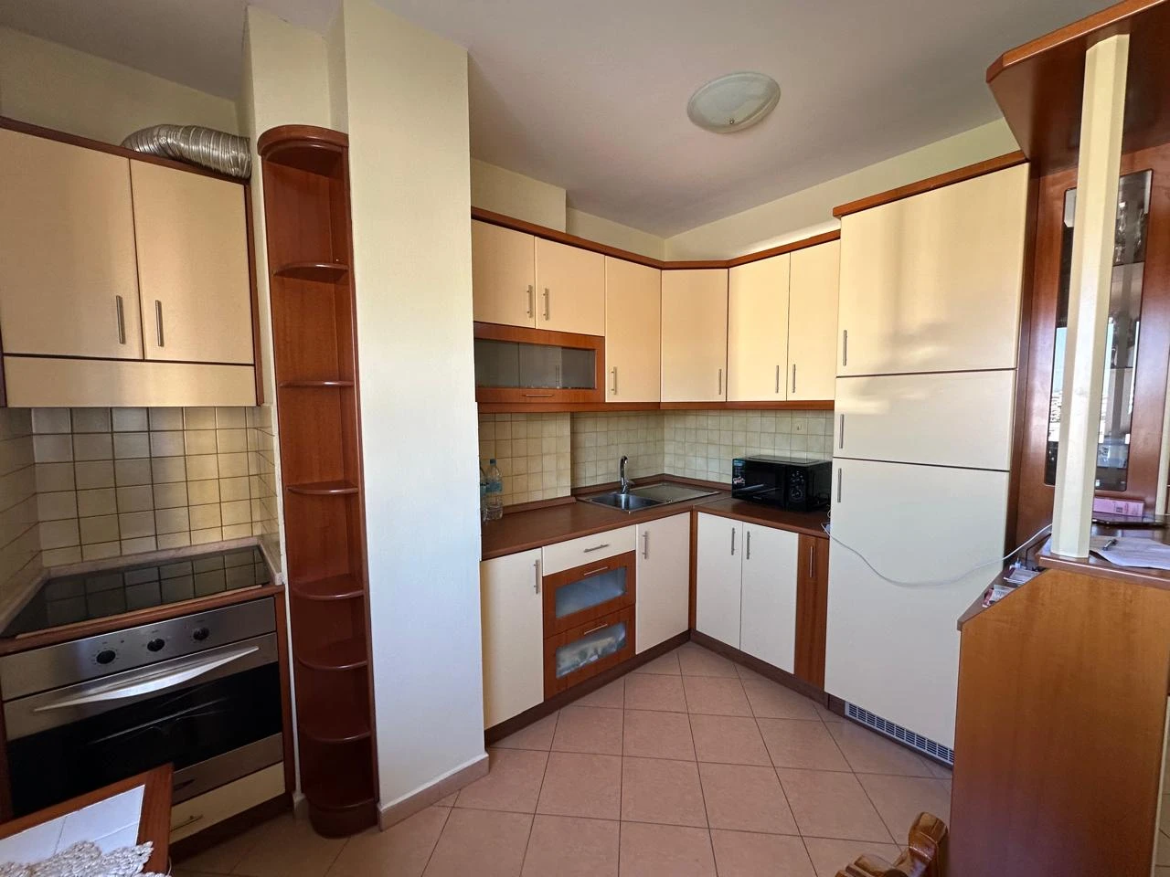 Shitet Apartament 1+1 ne Vollga (7/14)