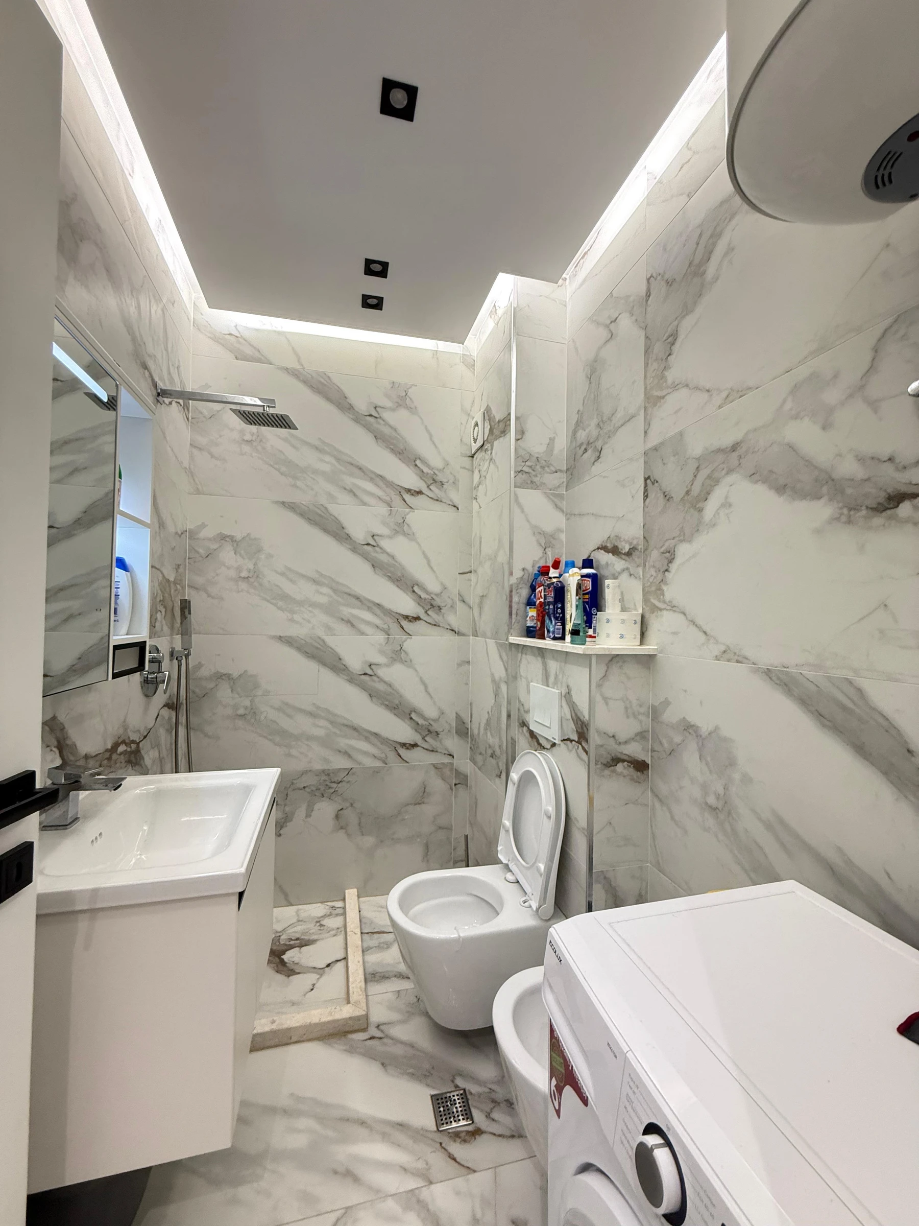 Shitet Apartament 1+1 me Verande në Golem, Durrës (8/8)