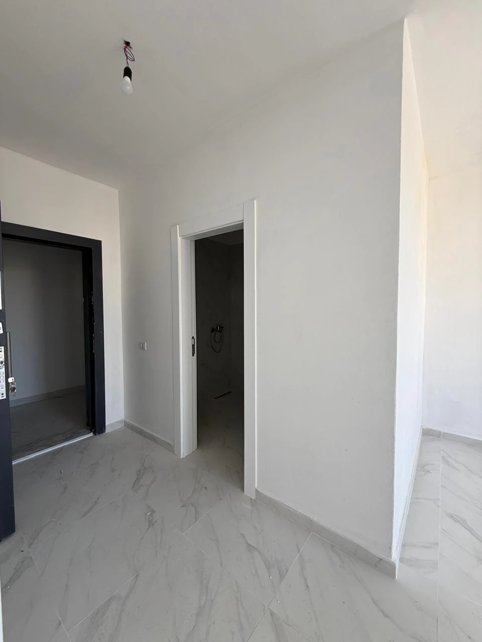 Apartament 1+1 Për Shitje në Mali i Robit, Durrës - 77,000€ | 51 m² (2/9)