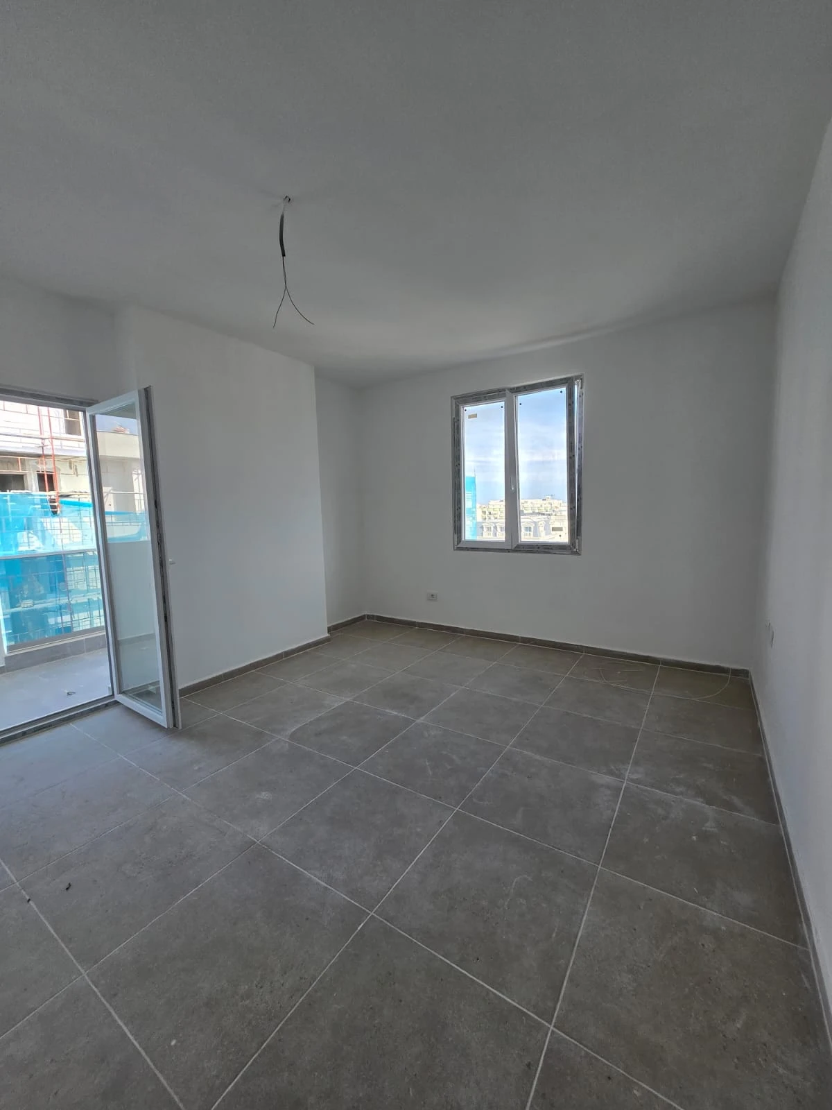 Apartament 2+1 Për Shitje në Golem, Durrës - 103,680€ | 76.8 m² (3/10)