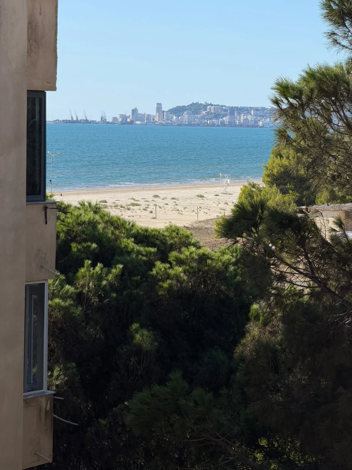 Apartament 3+2+1 me pamje nga deti