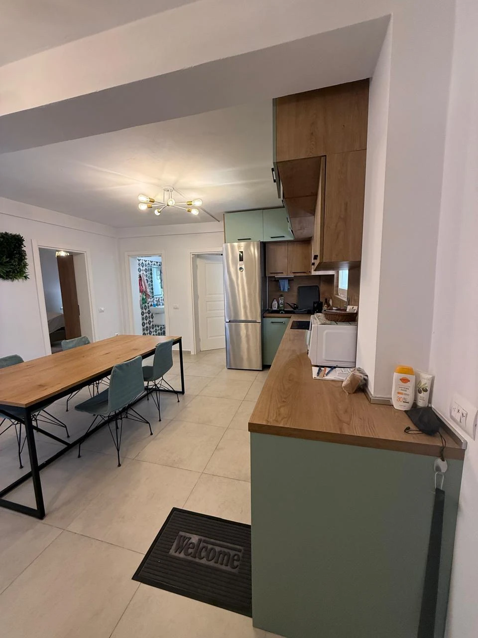 Apartament 3+2+1 me pamje nga deti (4/16)